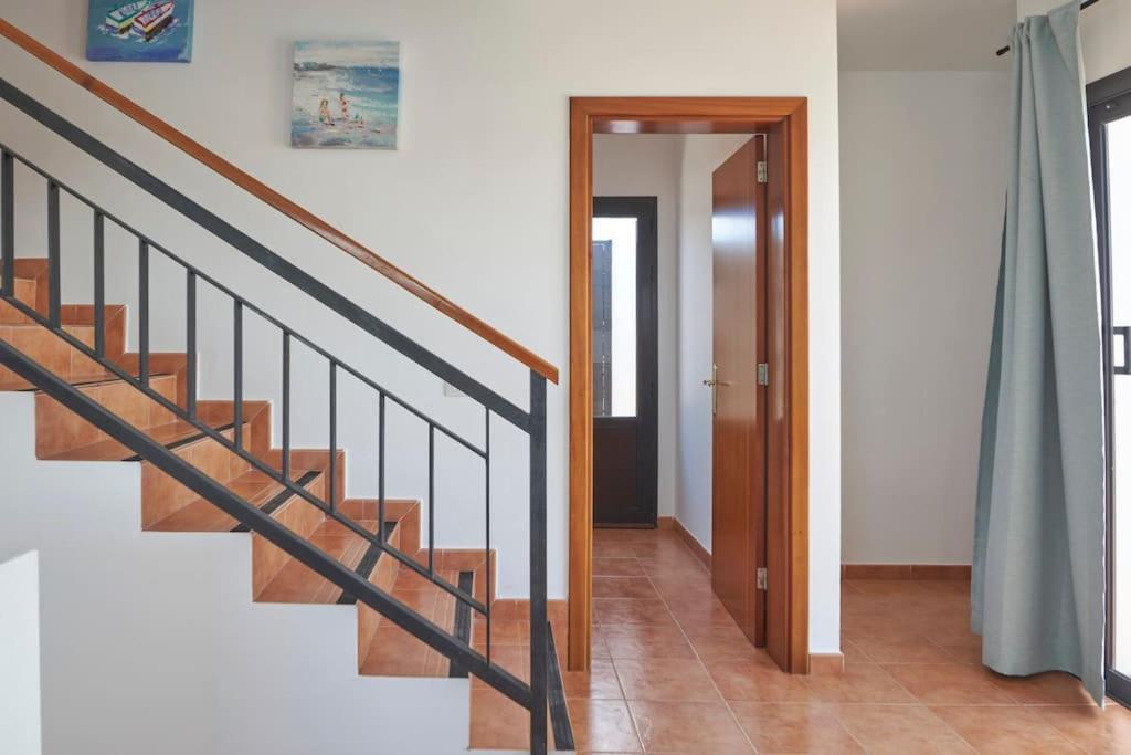 Holiday home Casa Maria Duplex With Sea & Mountain Views, 15 Minutes Walk From The Marina Rubicon *