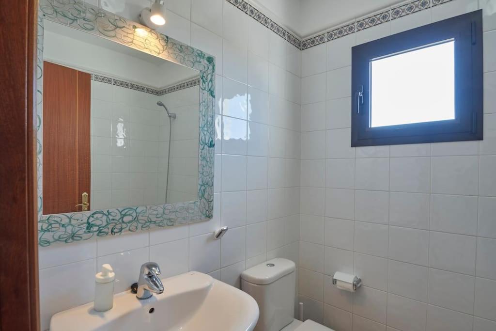 Holiday home Casa Maria Duplex With Sea & Mountain Views, 15 Minutes Walk From The Marina Rubicon